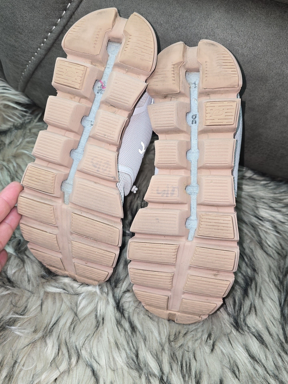 On Running Women's Blush Pink Cloudtrail Athletic Sneakers - Picture 5 of 8